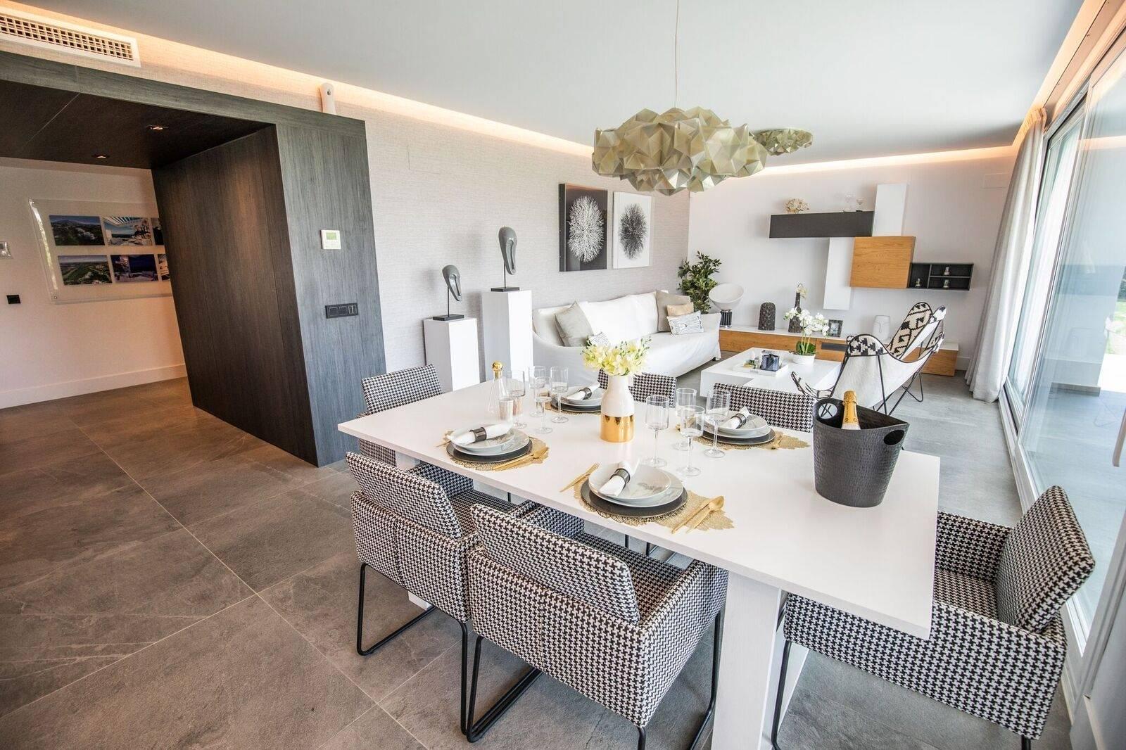 Apartment for Sale in Benahavís