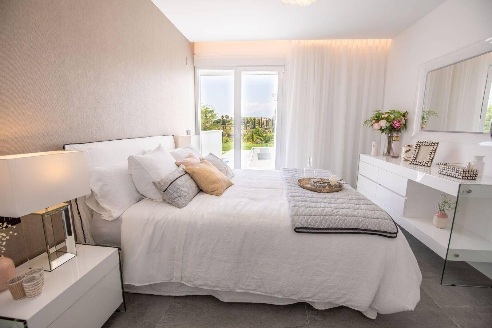 Apartment for Sale in Benahavís