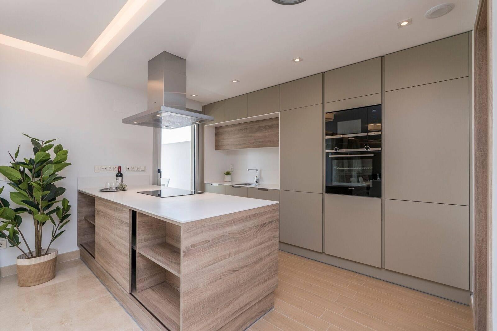 Apartment for Sale in Benahavís