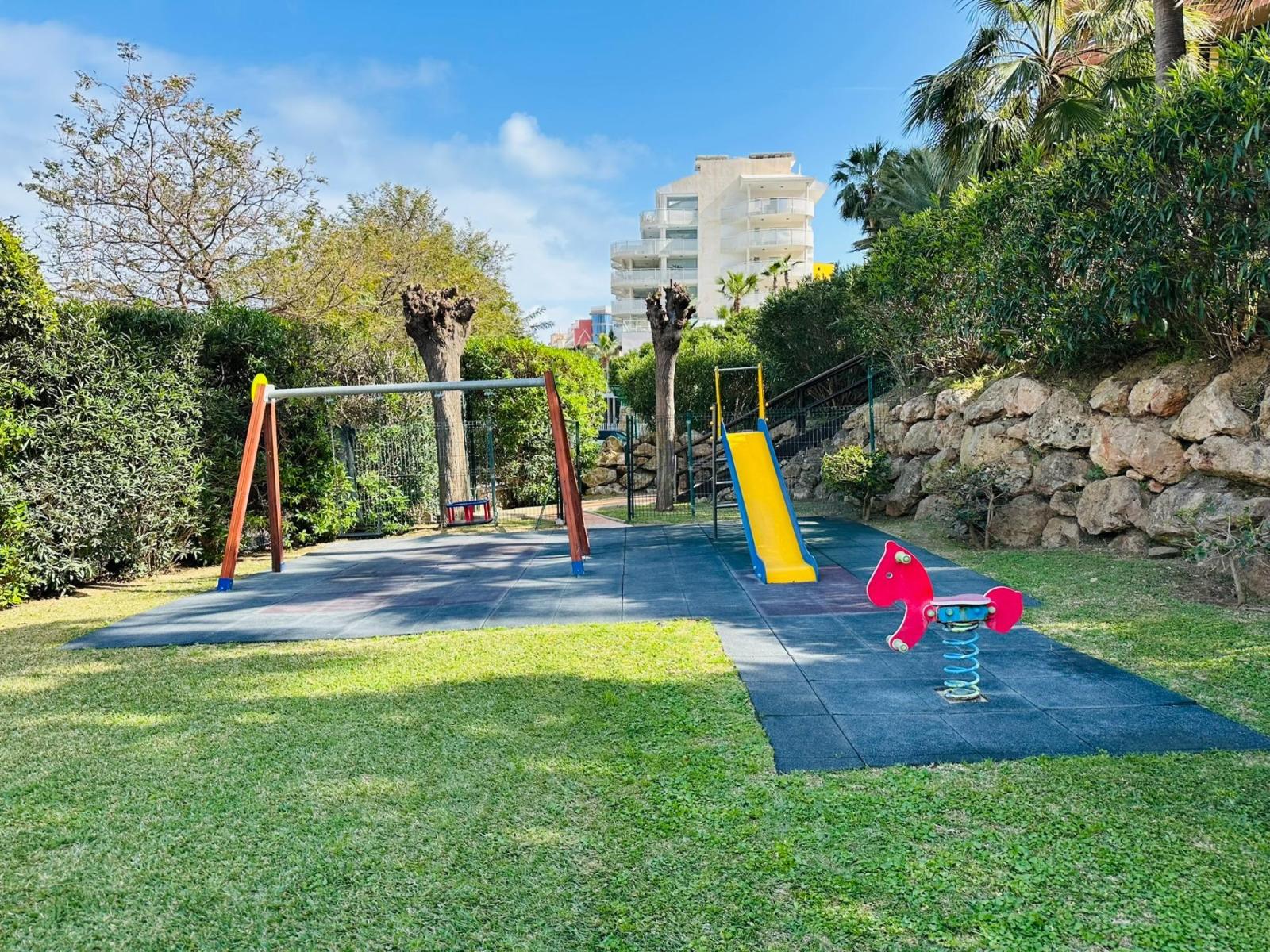 Flat for Sale in Benalmádena