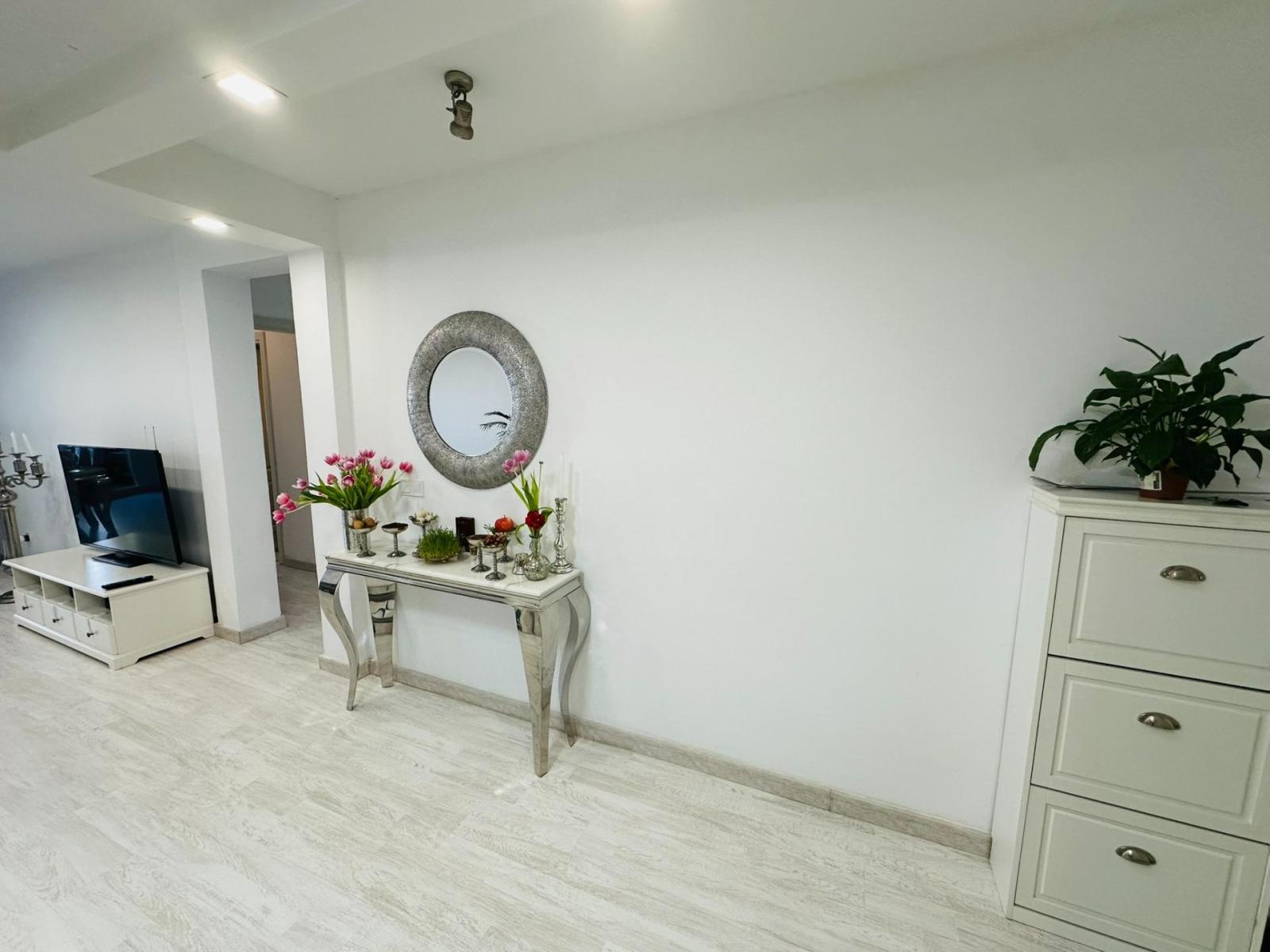 Flat for Sale in Benalmádena