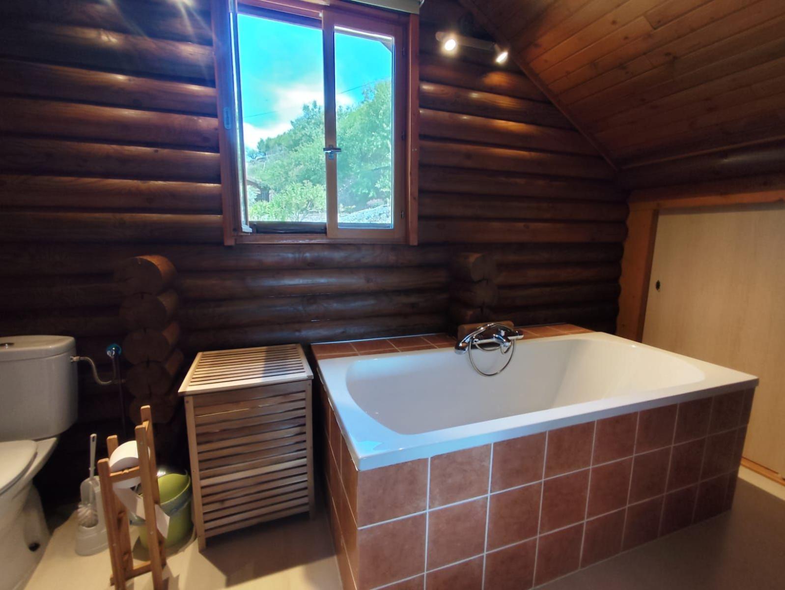 House for Sale in Jete