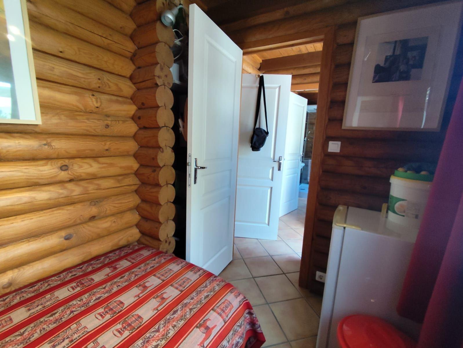 House for Sale in Jete