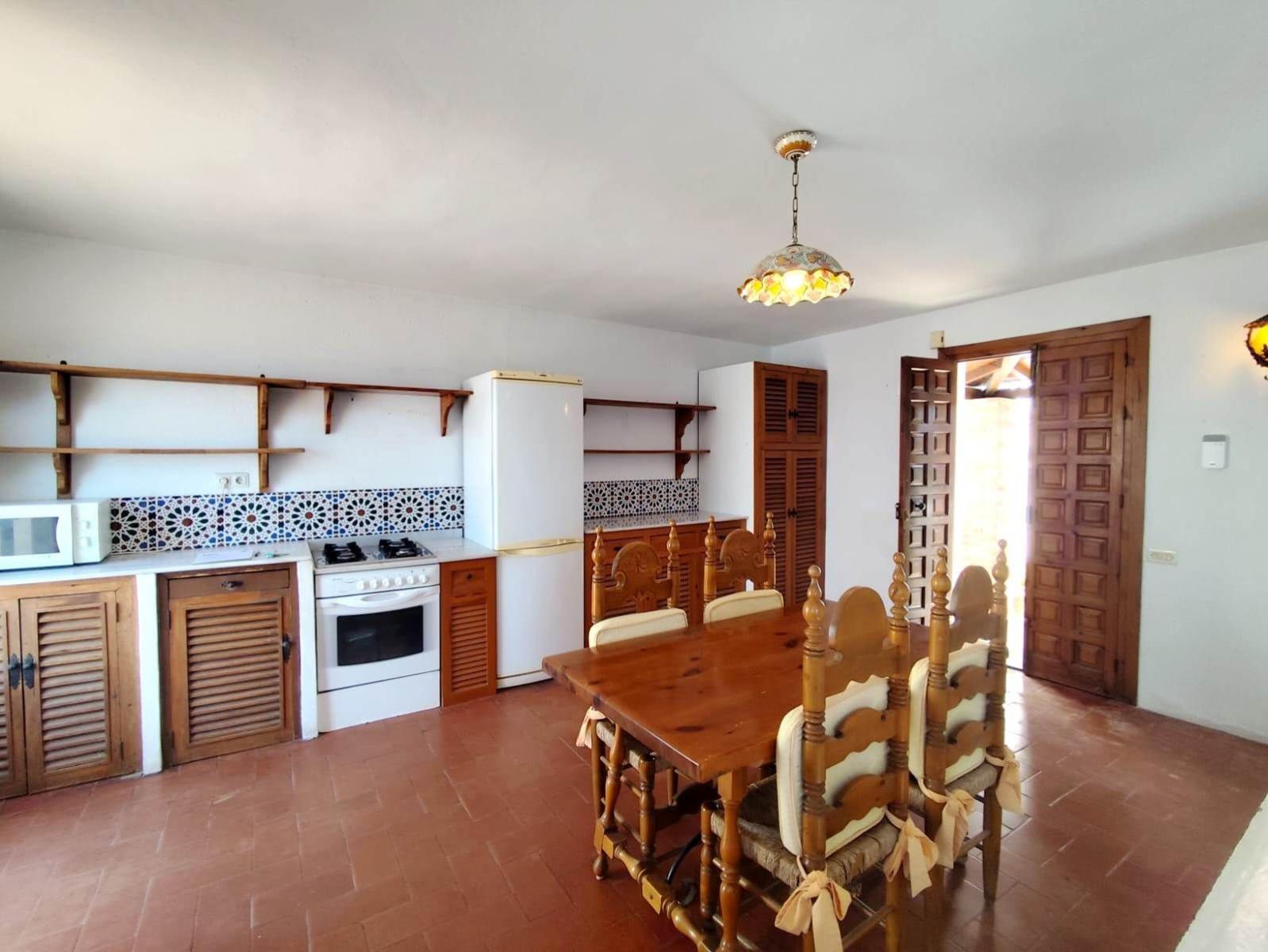 Chalet for Sale in Almuñécar