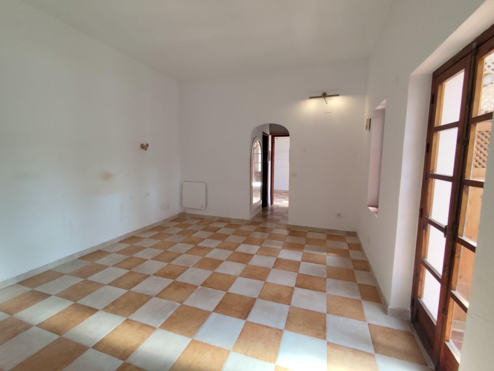 Chalet for Sale in Almuñécar