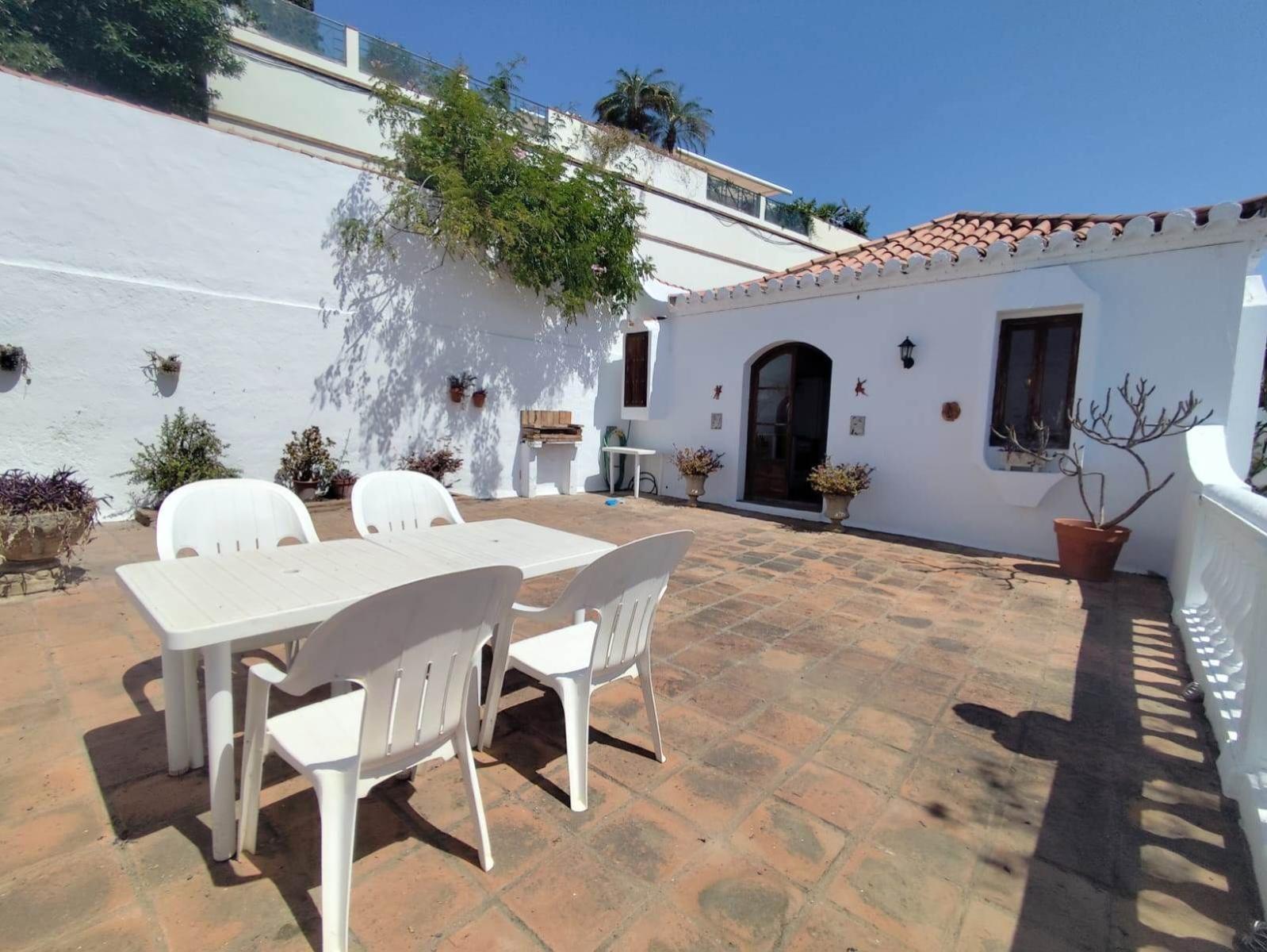 Chalet for Sale in Almuñécar