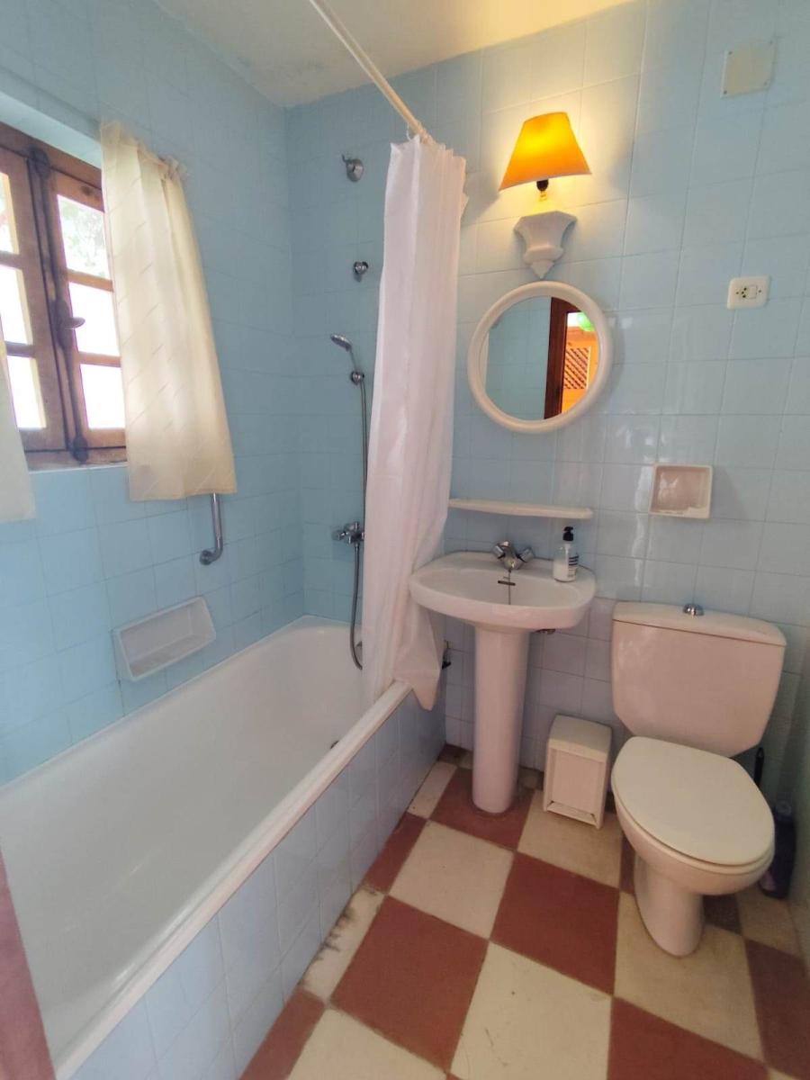 Chalet for Sale in Almuñécar