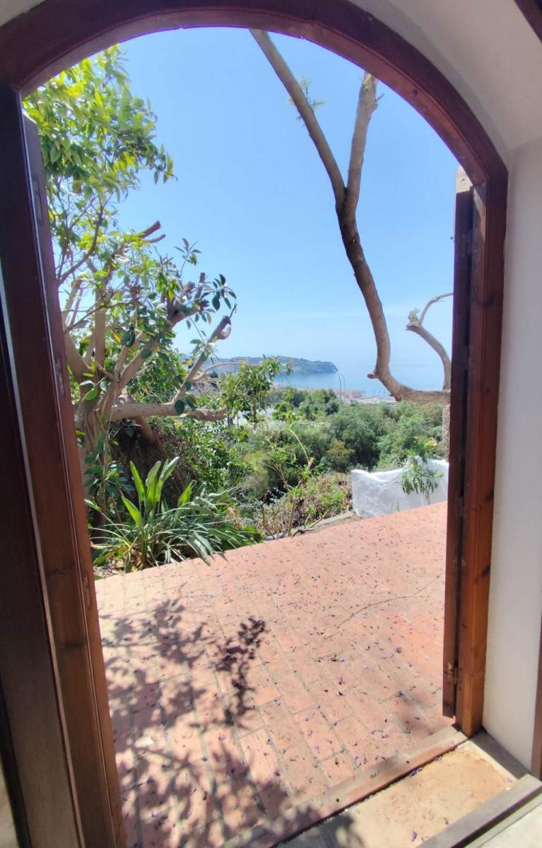 Chalet for Sale in Almuñécar