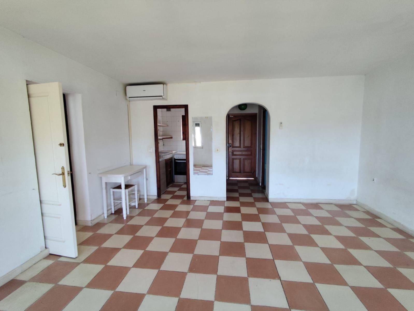 Chalet for Sale in Almuñécar