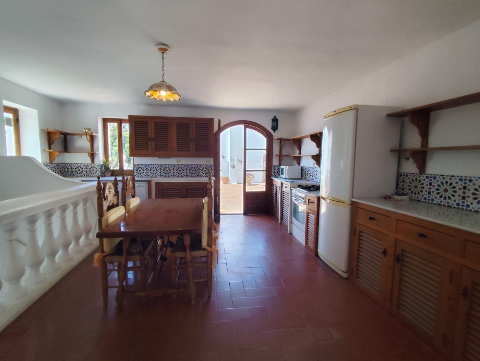 Chalet for Sale in Almuñécar