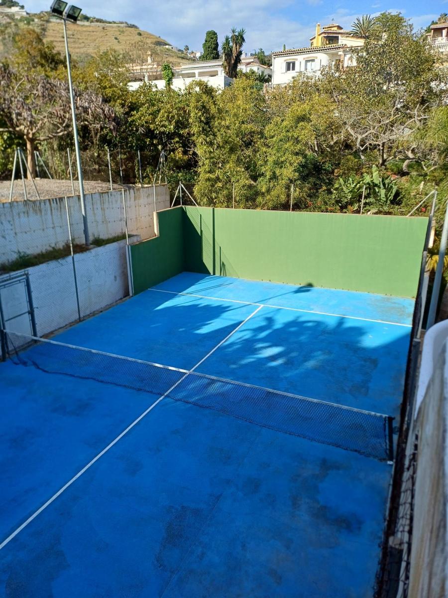 Apartment for Sale in Almuñécar