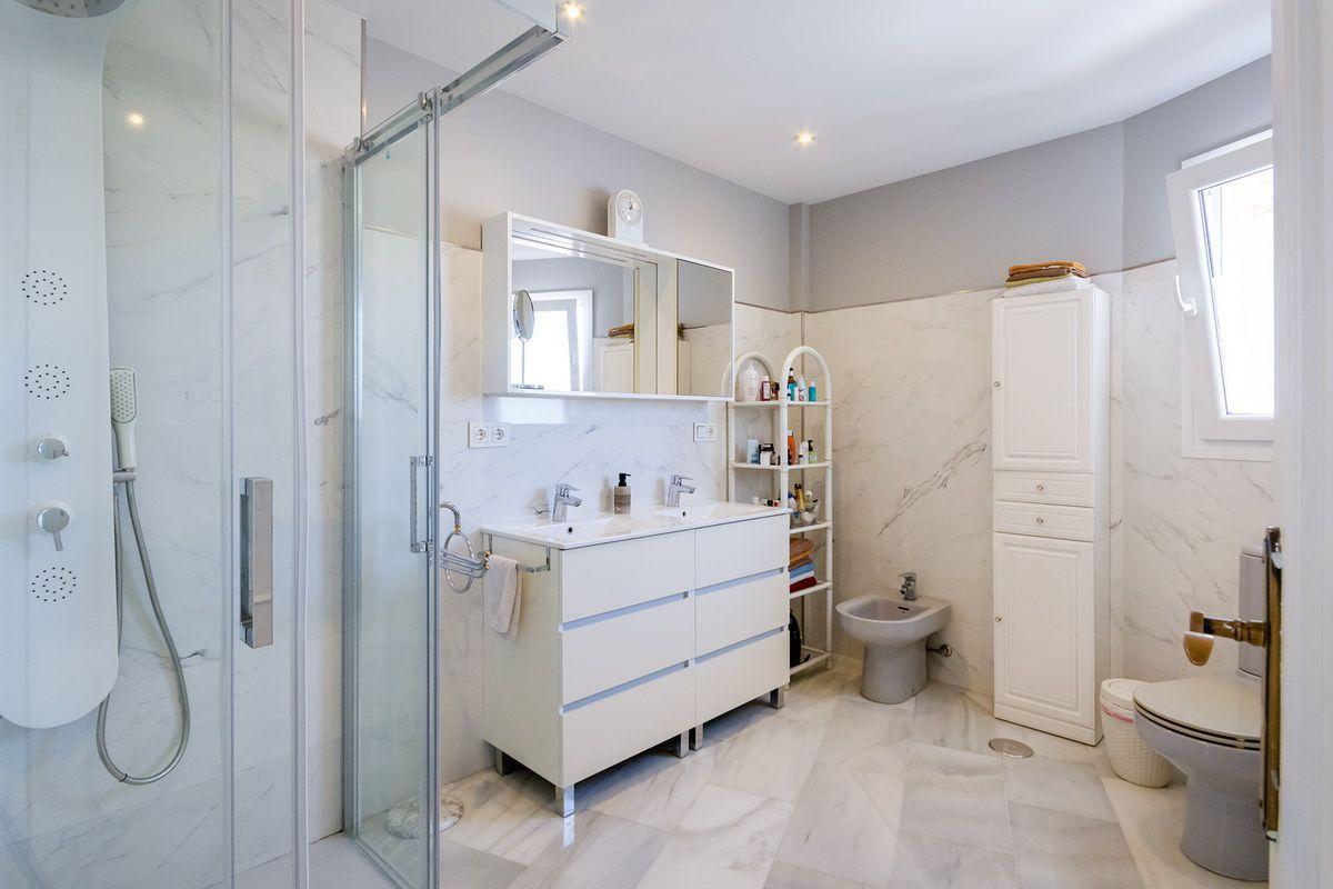 Chalet for Sale in Almuñécar