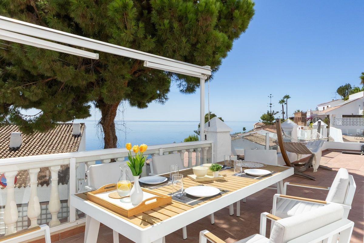 Chalet for Sale in Almuñécar