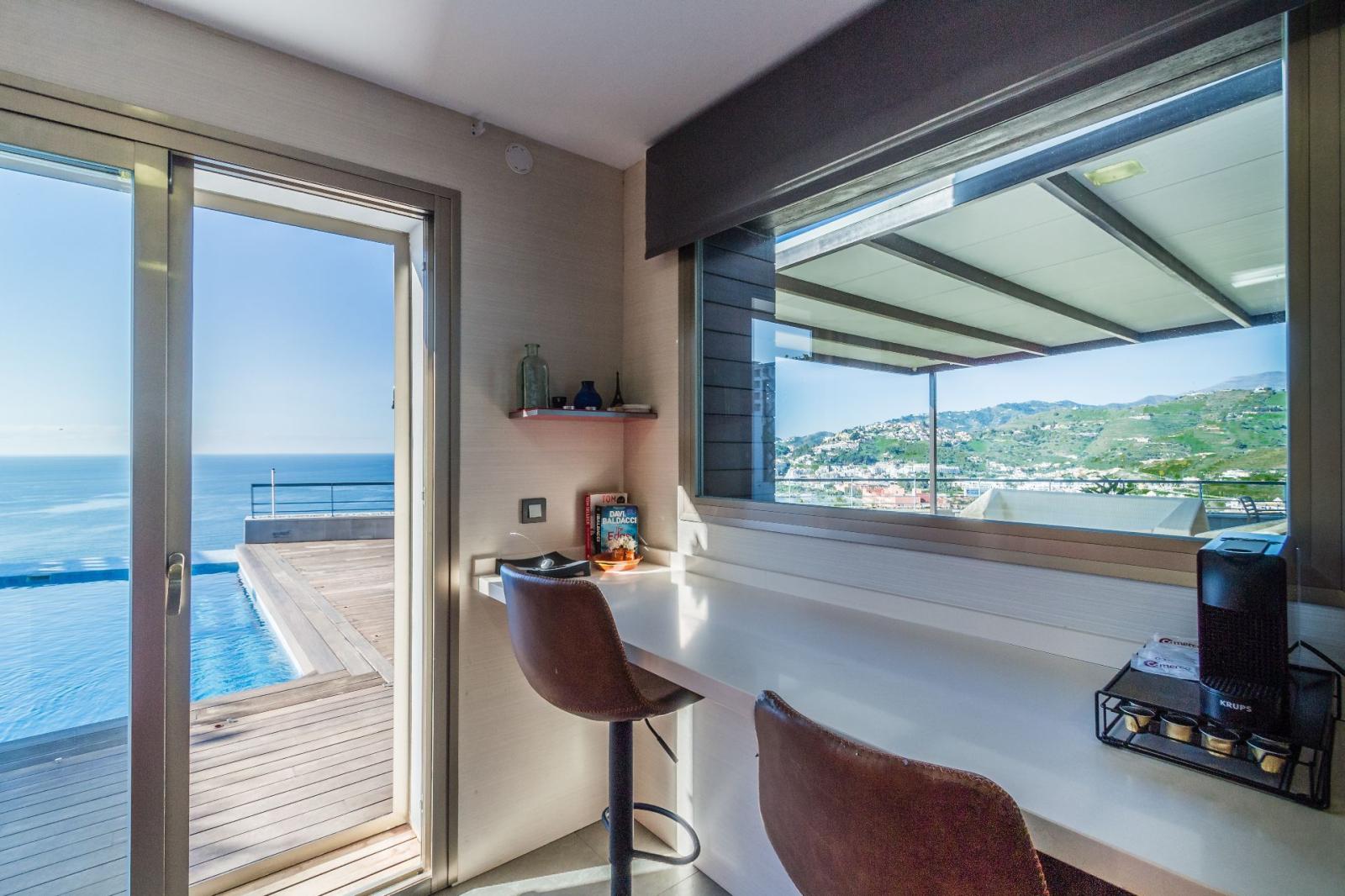 Chalet for Sale in Almuñécar