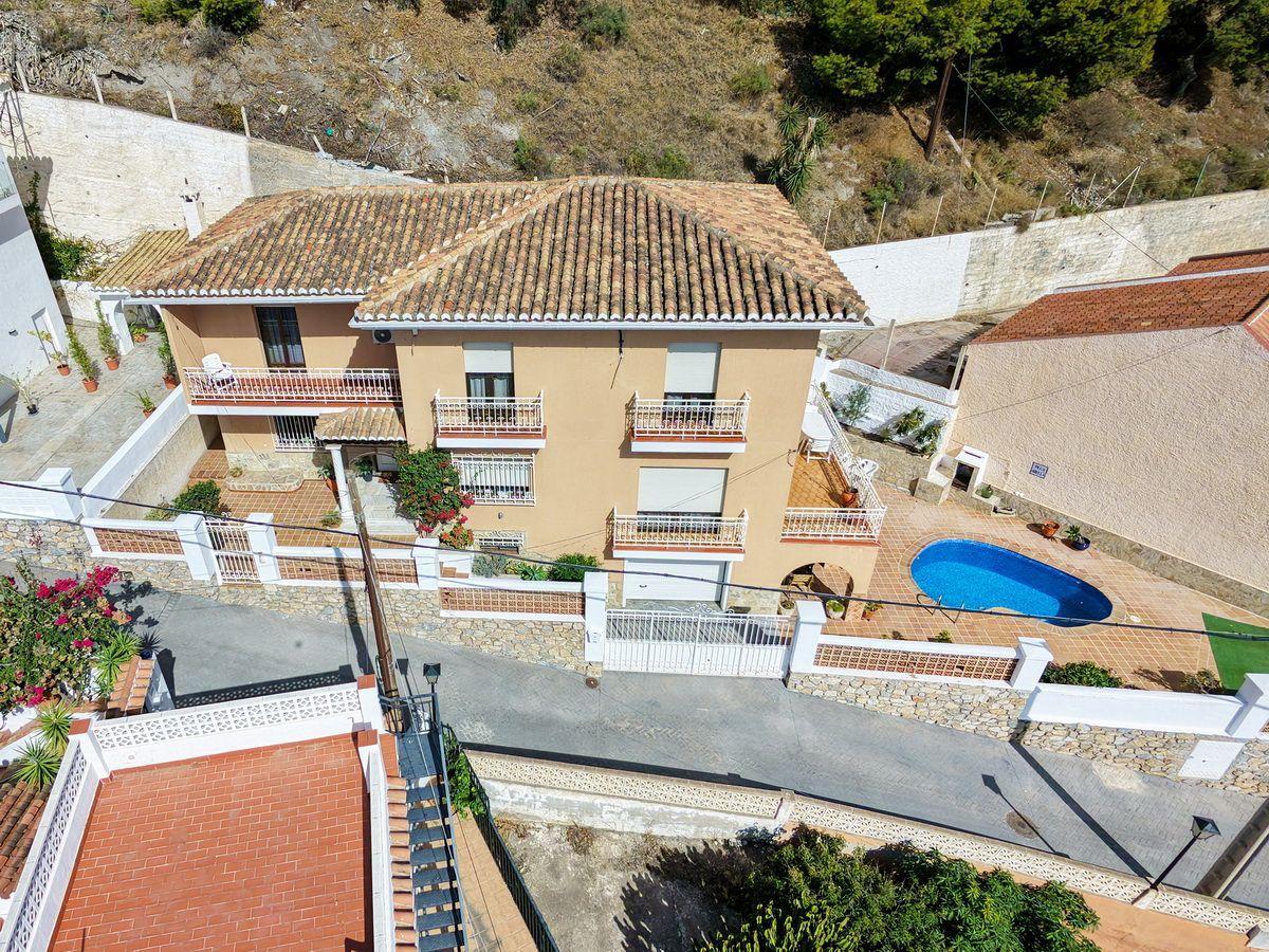 Chalet for Sale in Almuñécar