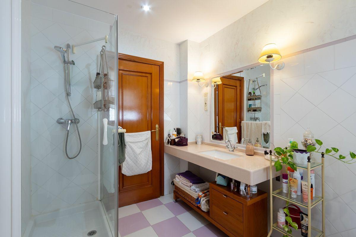 Chalet for Sale in Almuñécar