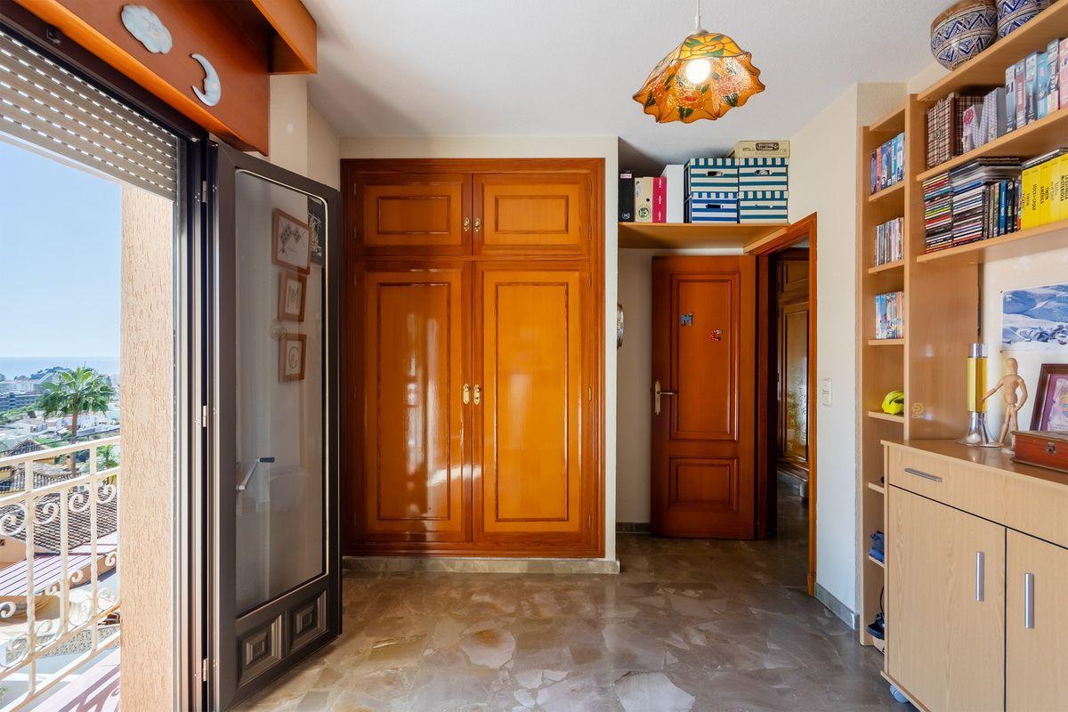 Chalet for Sale in Almuñécar