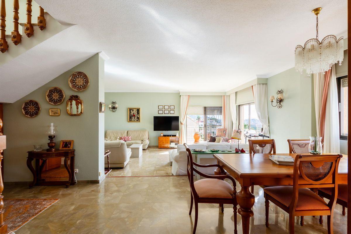 Chalet for Sale in Almuñécar