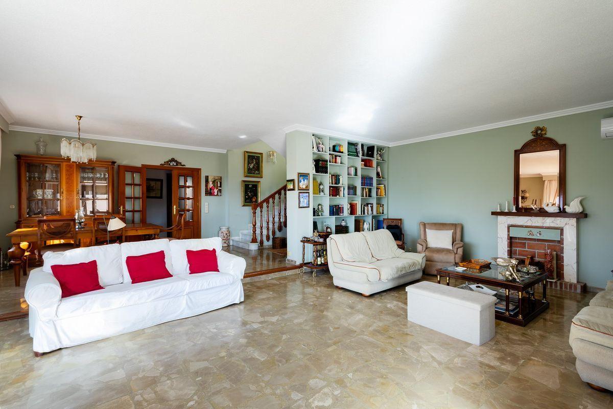 Chalet for Sale in Almuñécar
