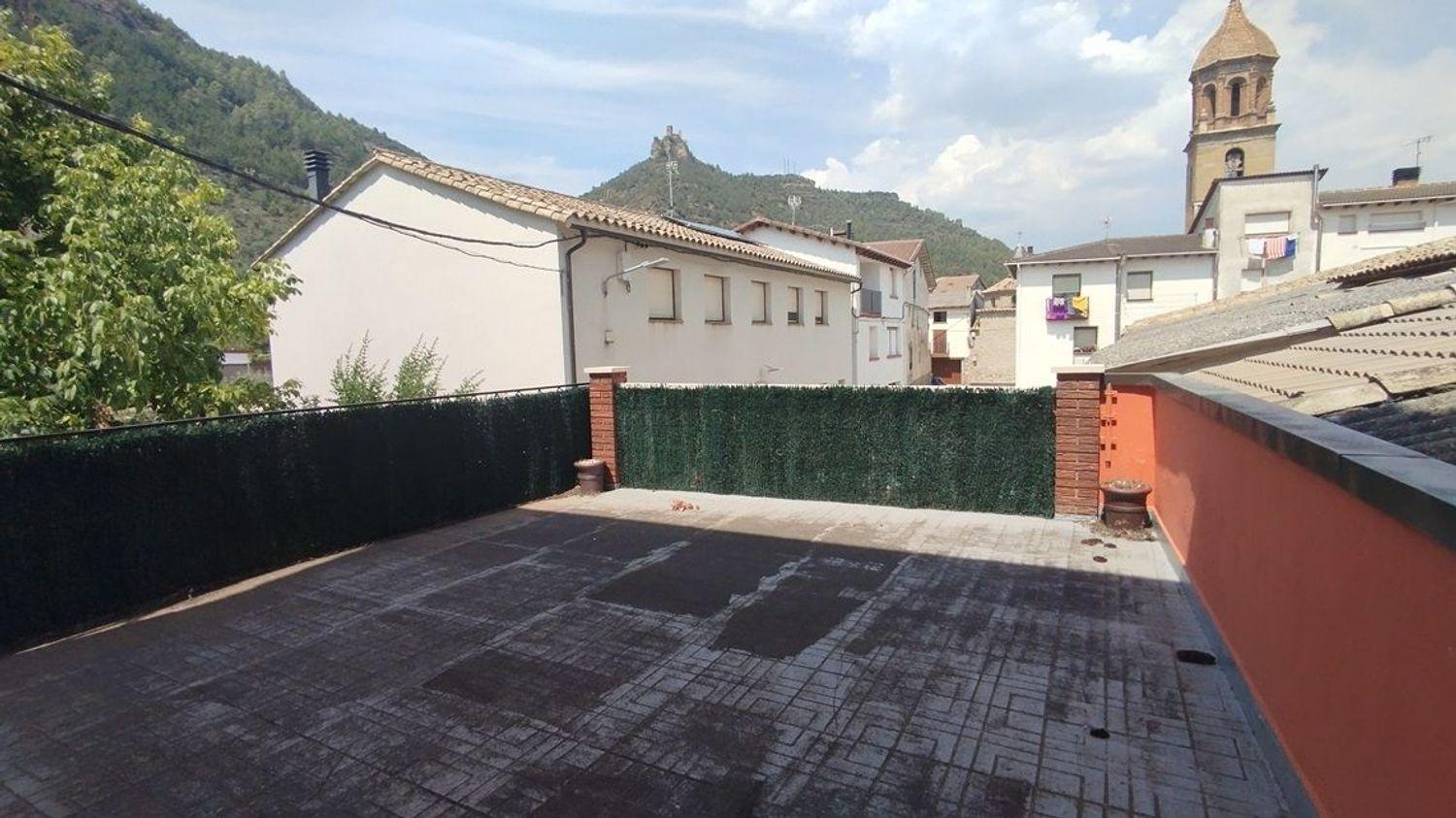 Semi-detached House for Sale in Perarrúa