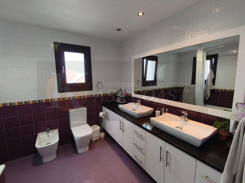 Semi-detached House for Sale in Fuengirola