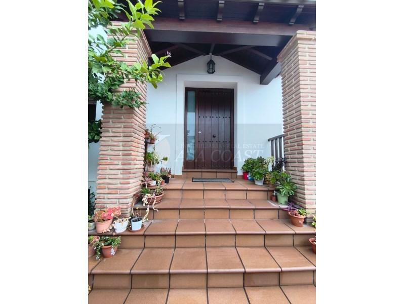 Semi-detached House for Sale in Fuengirola