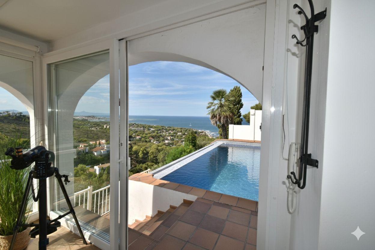 Villa en Venta en Dénia