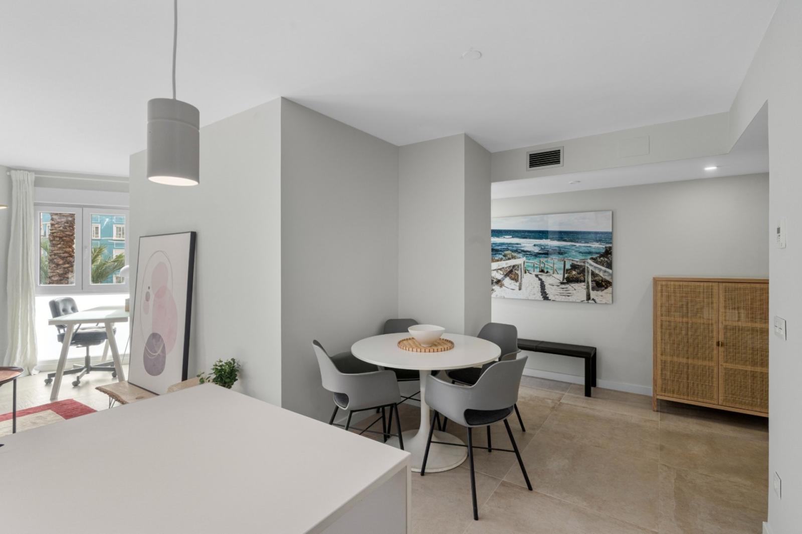Apartment for Sale in Alicante