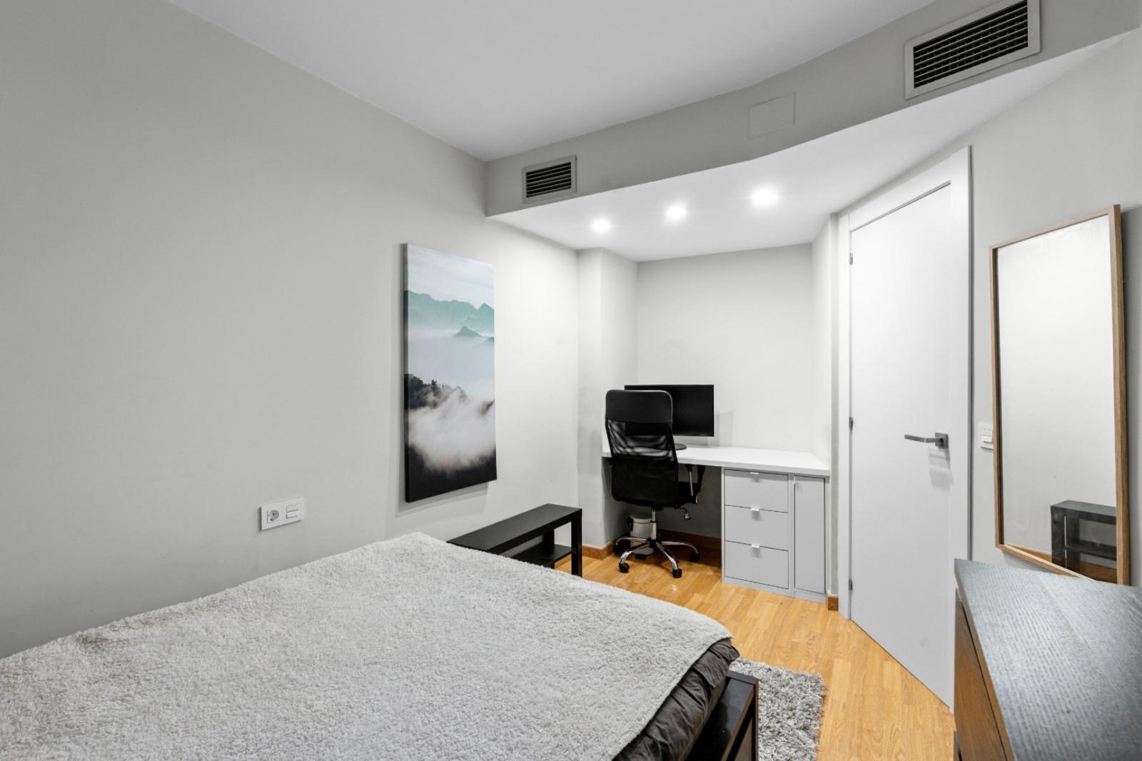 Apartment for Sale in Alicante
