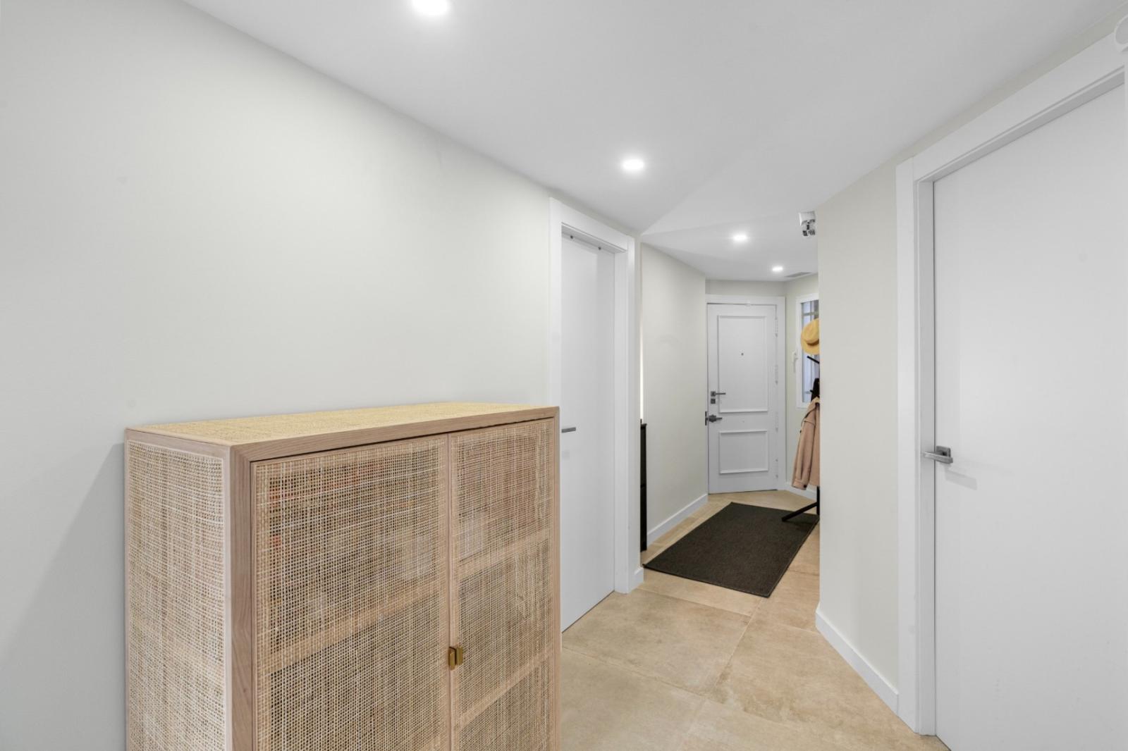 Apartment for Sale in Alicante
