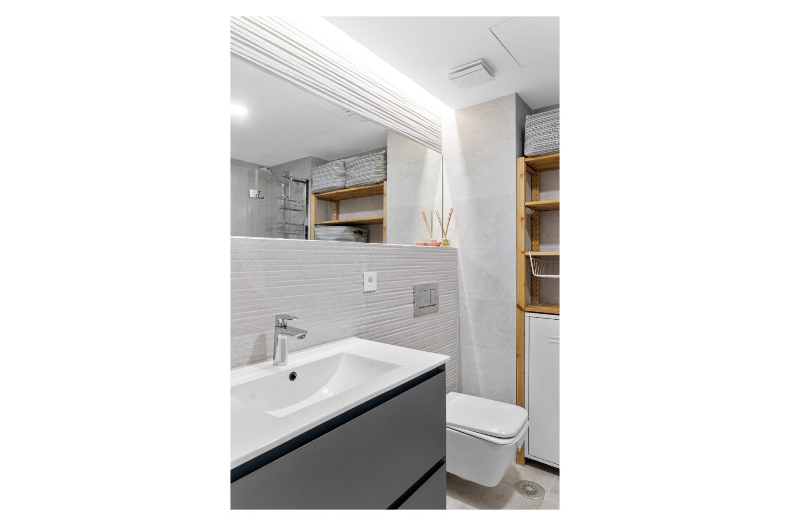 Apartment for Sale in Alicante