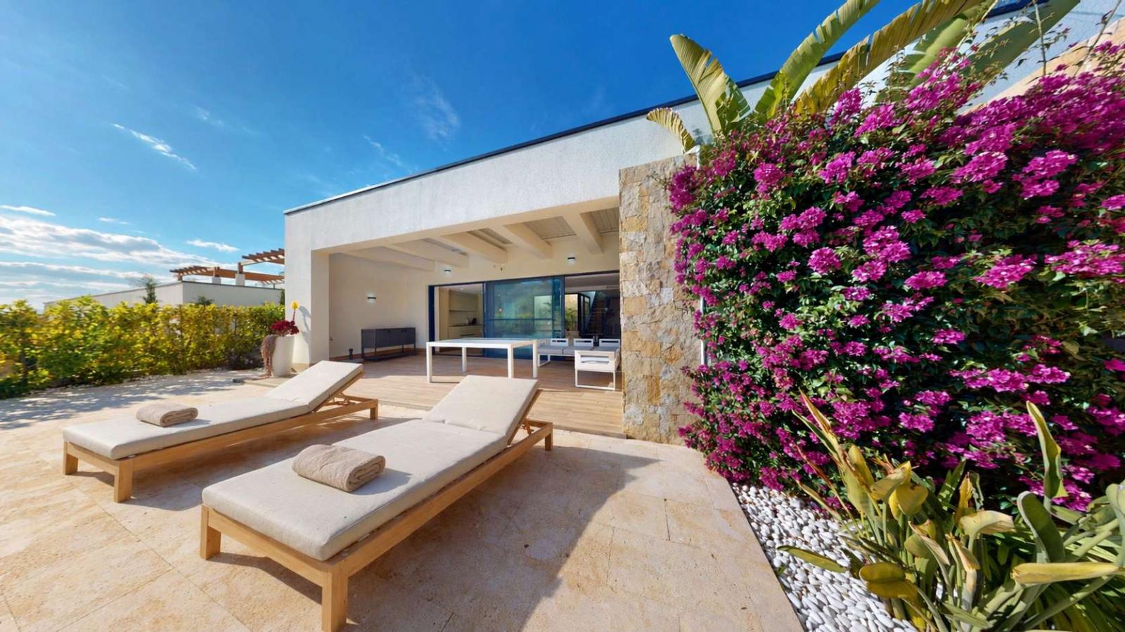 Villa for Sale in Monforte del Cid