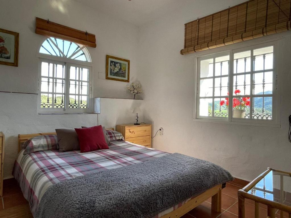 Villa for Sale in Álora