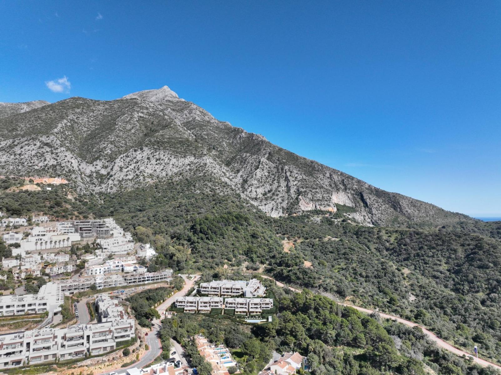 Apartment for Sale in Istán