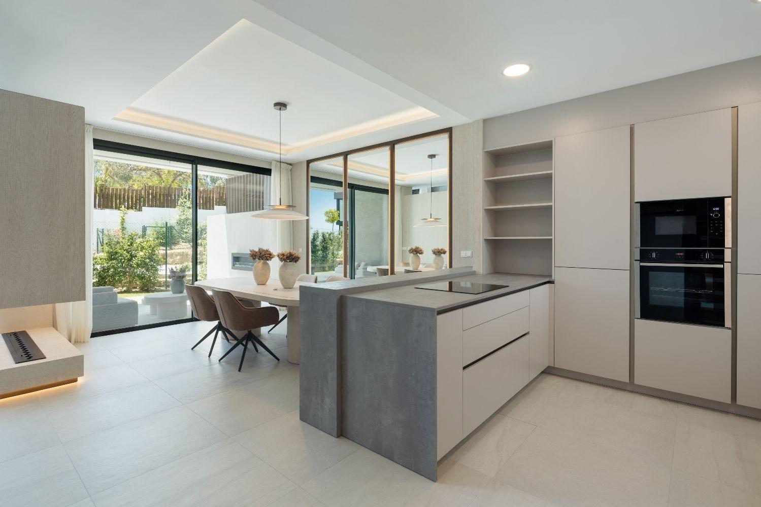 Semi-detached House for Sale in Marbella