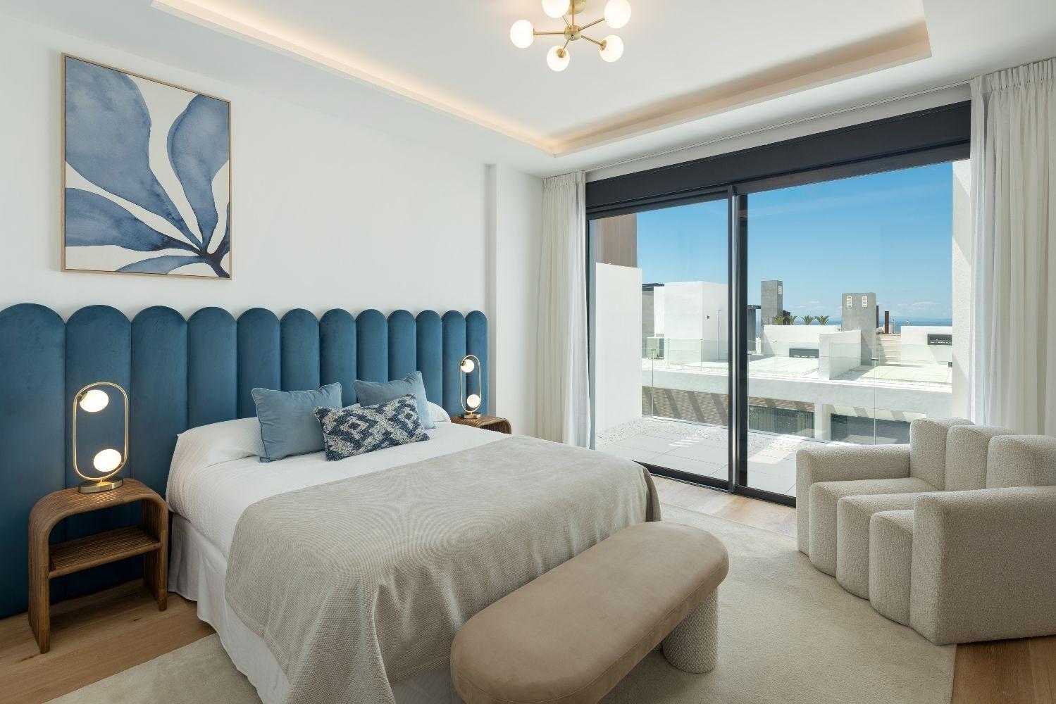 Semi-detached House for Sale in Marbella