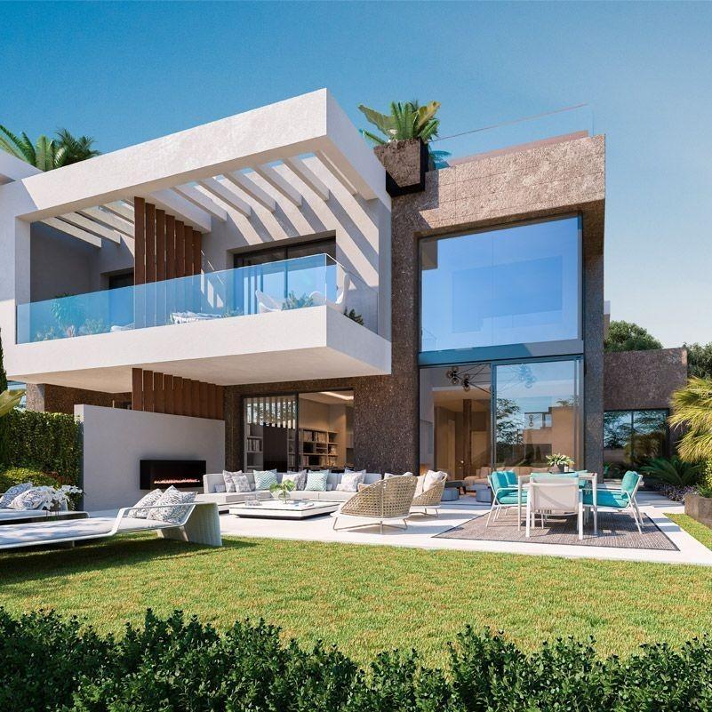 Semi-detached House for Sale in Marbella