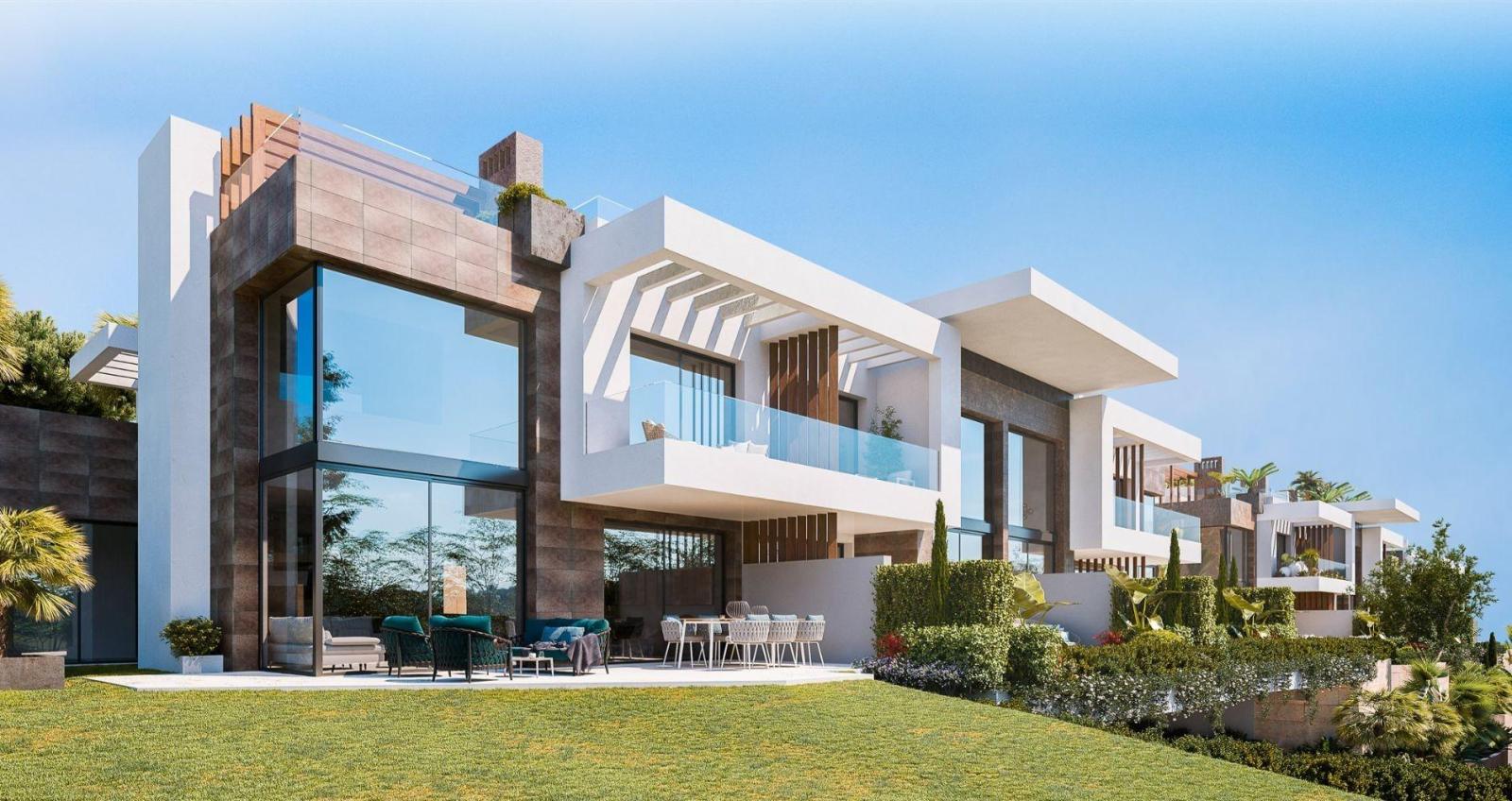 Semi-detached House for Sale in Marbella