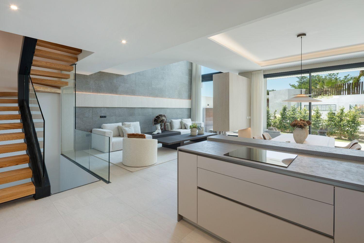Semi-detached House for Sale in Marbella