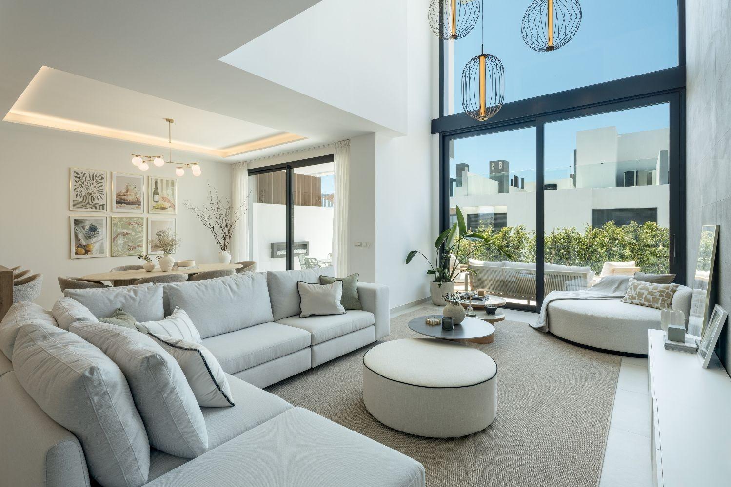 Semi-detached House for Sale in Marbella