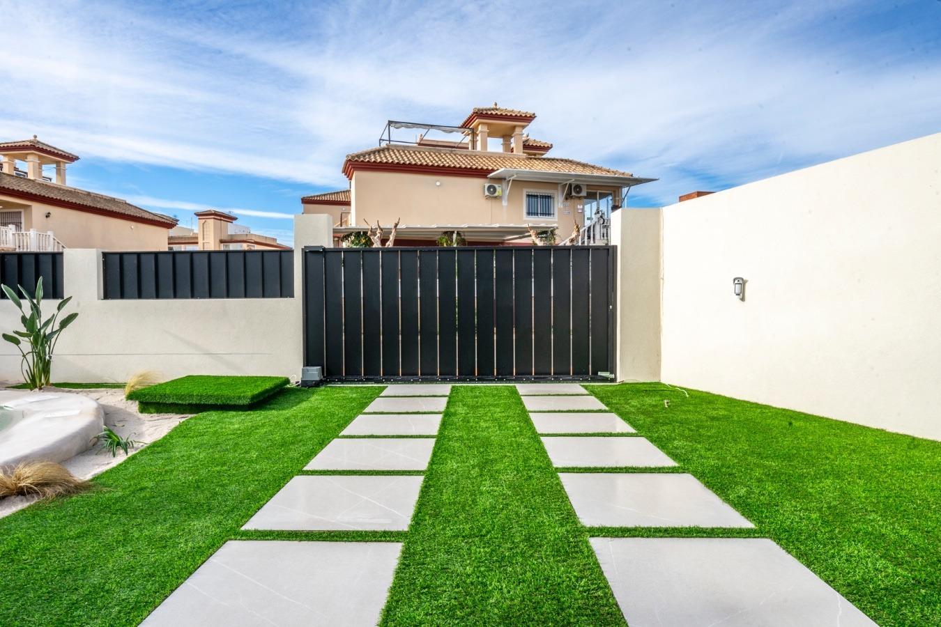 Villa for Sale in Torre-Pacheco