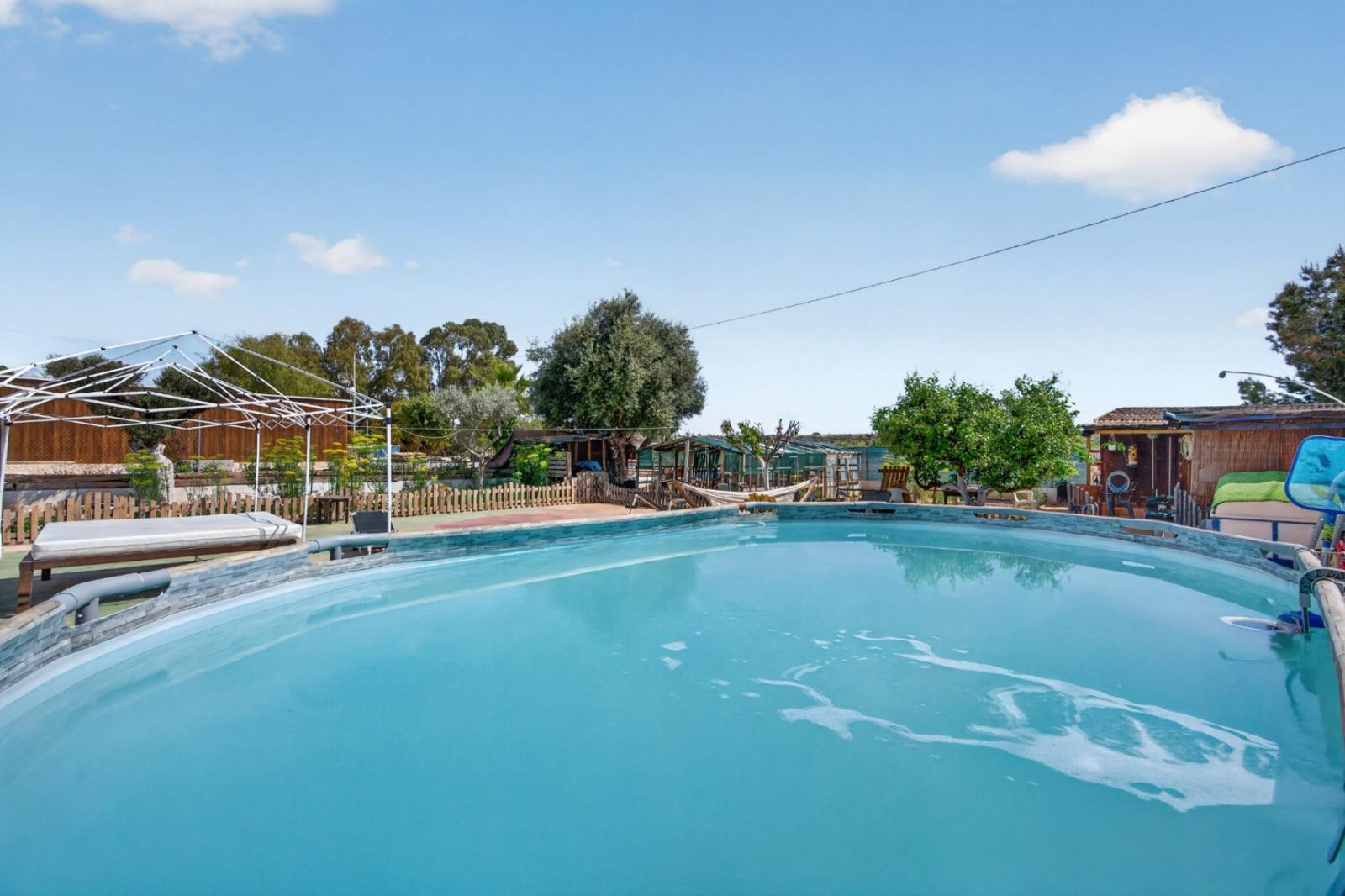 Villa for Sale in Elche