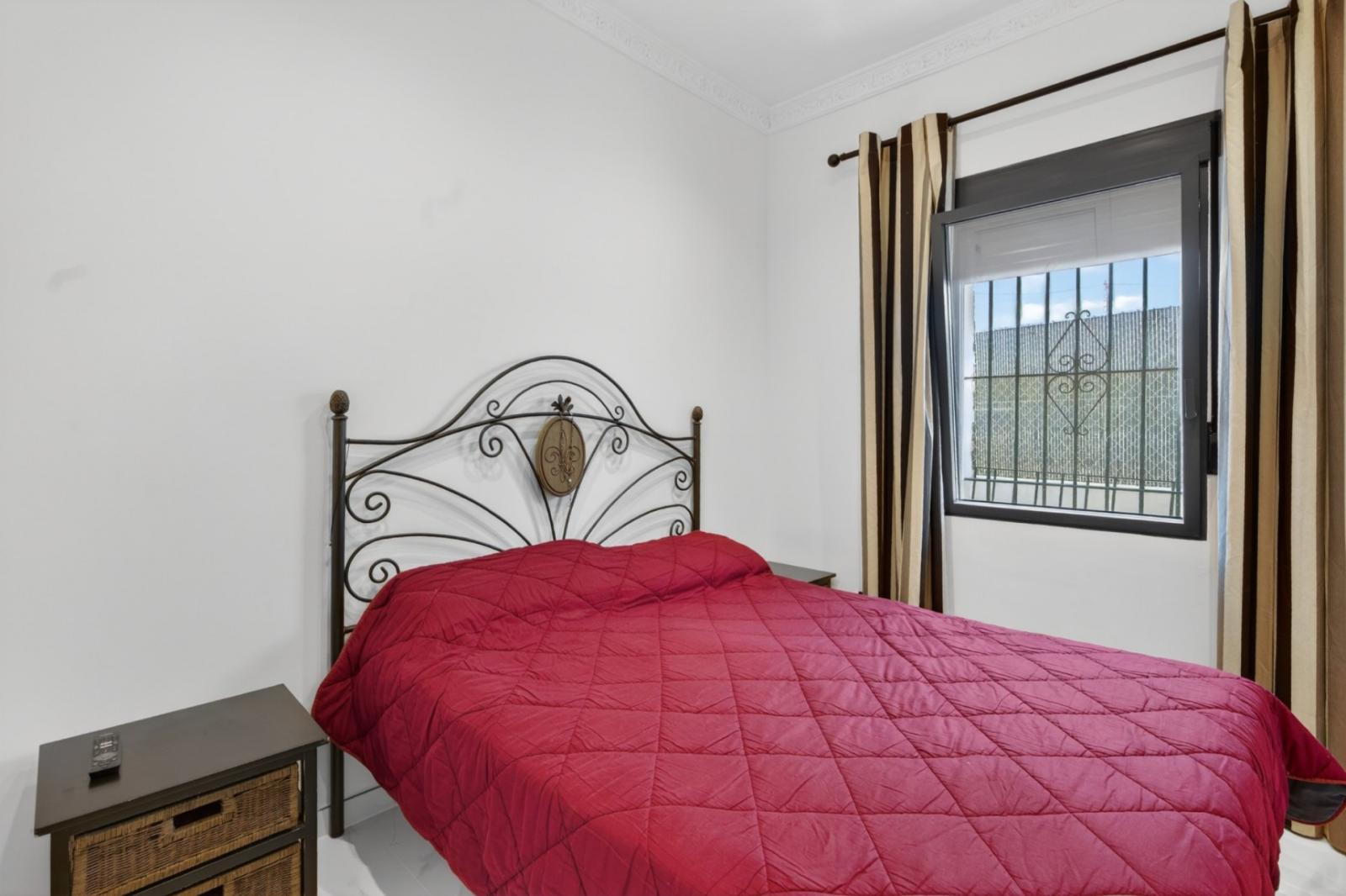 Villa for Sale in Elche