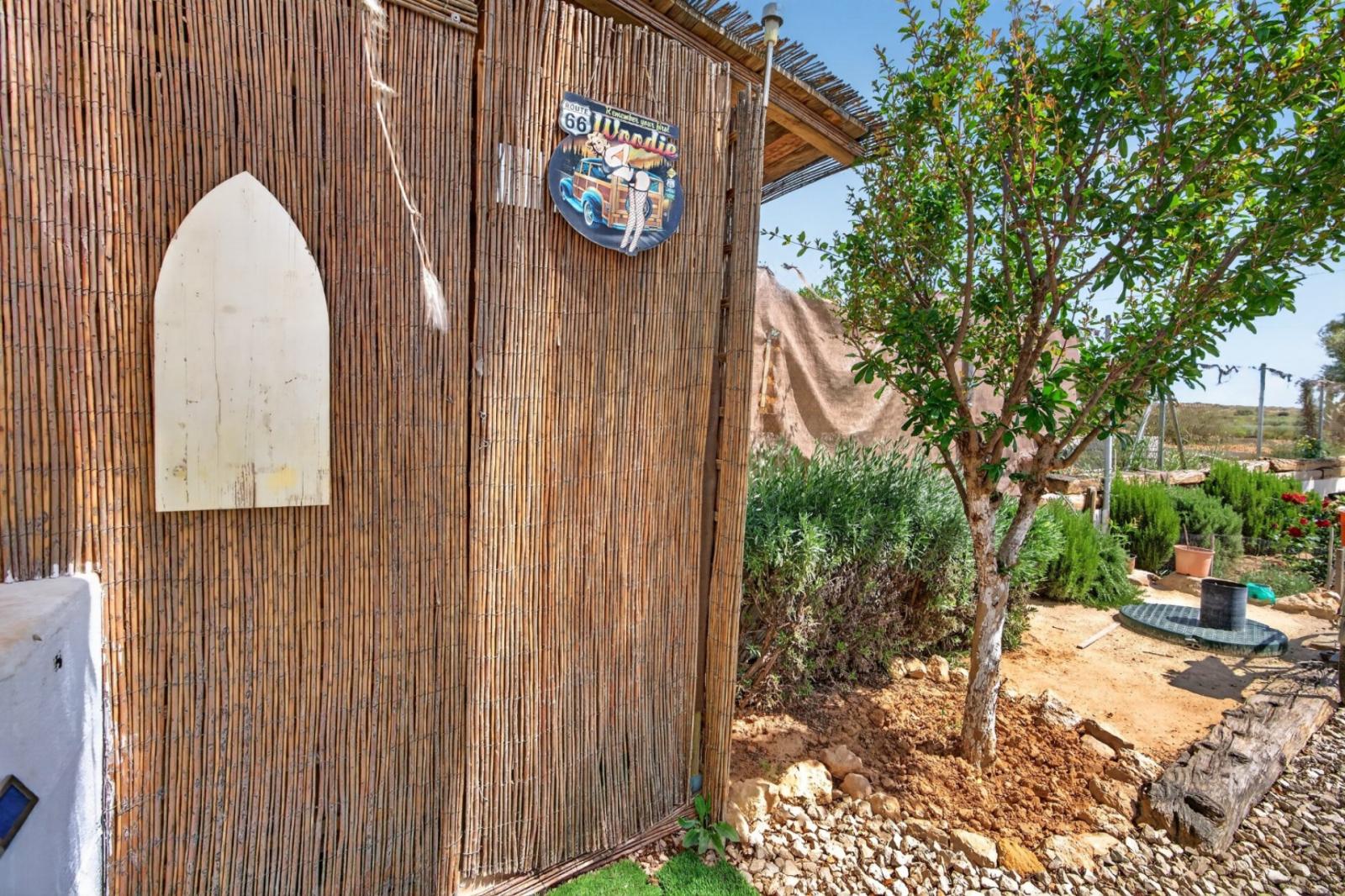 Villa for Sale in Elche