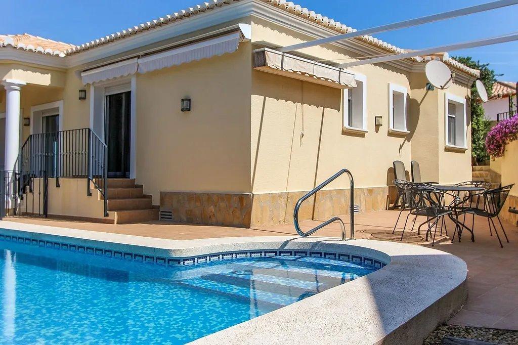 Villa en Venta en Orba