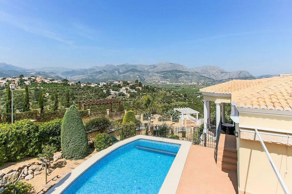 Villa en Venta en Orba