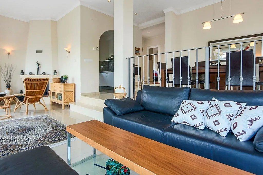 Villa en Venta en Orba