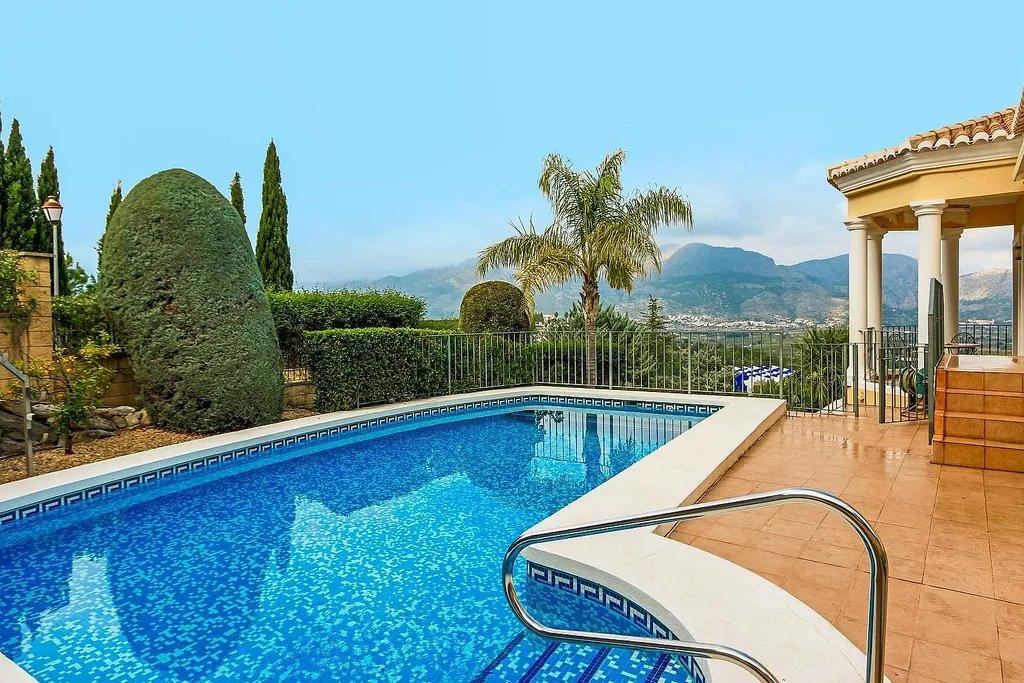 Villa en Venta en Orba