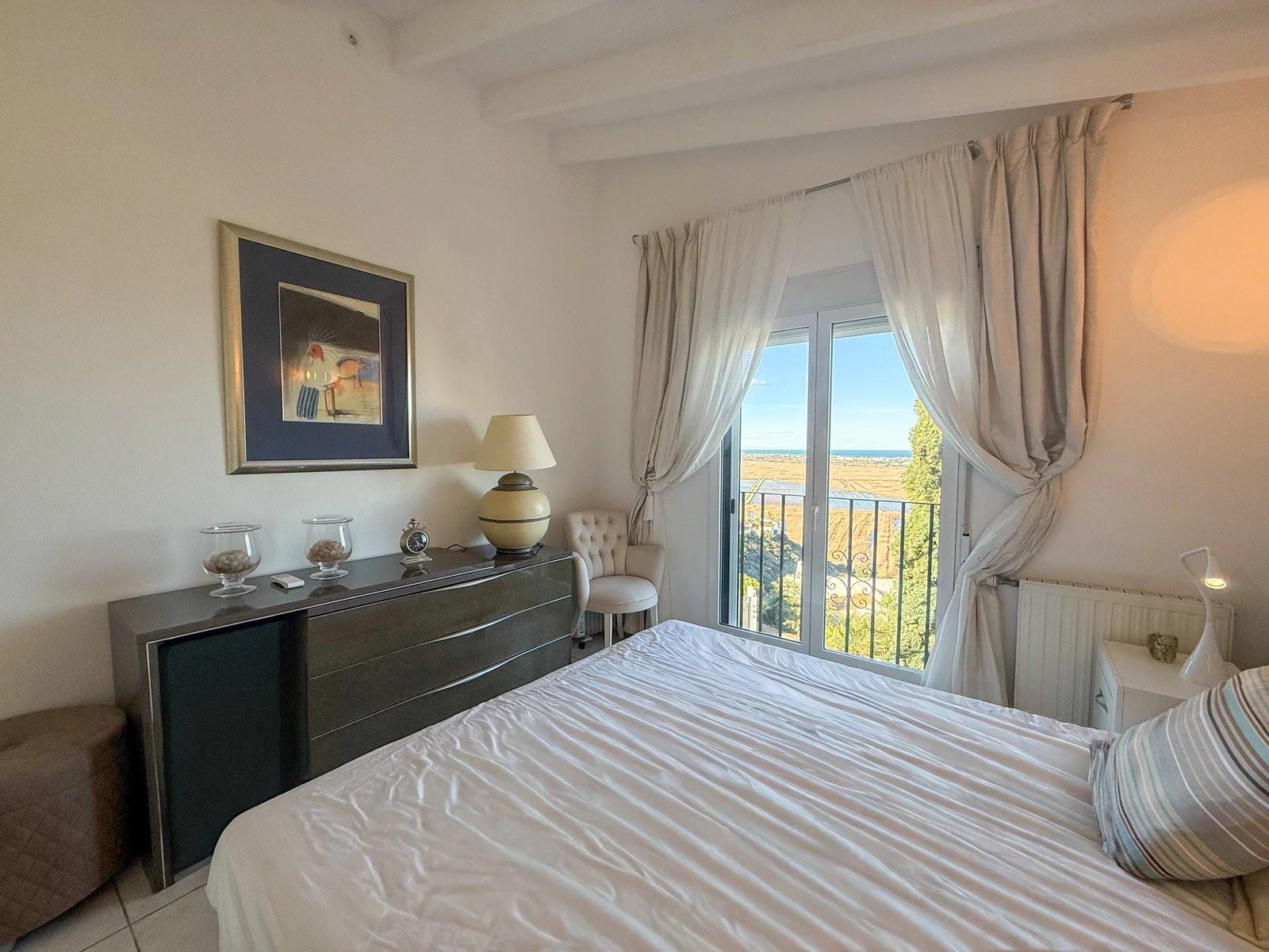 Villa en Venta en Pego