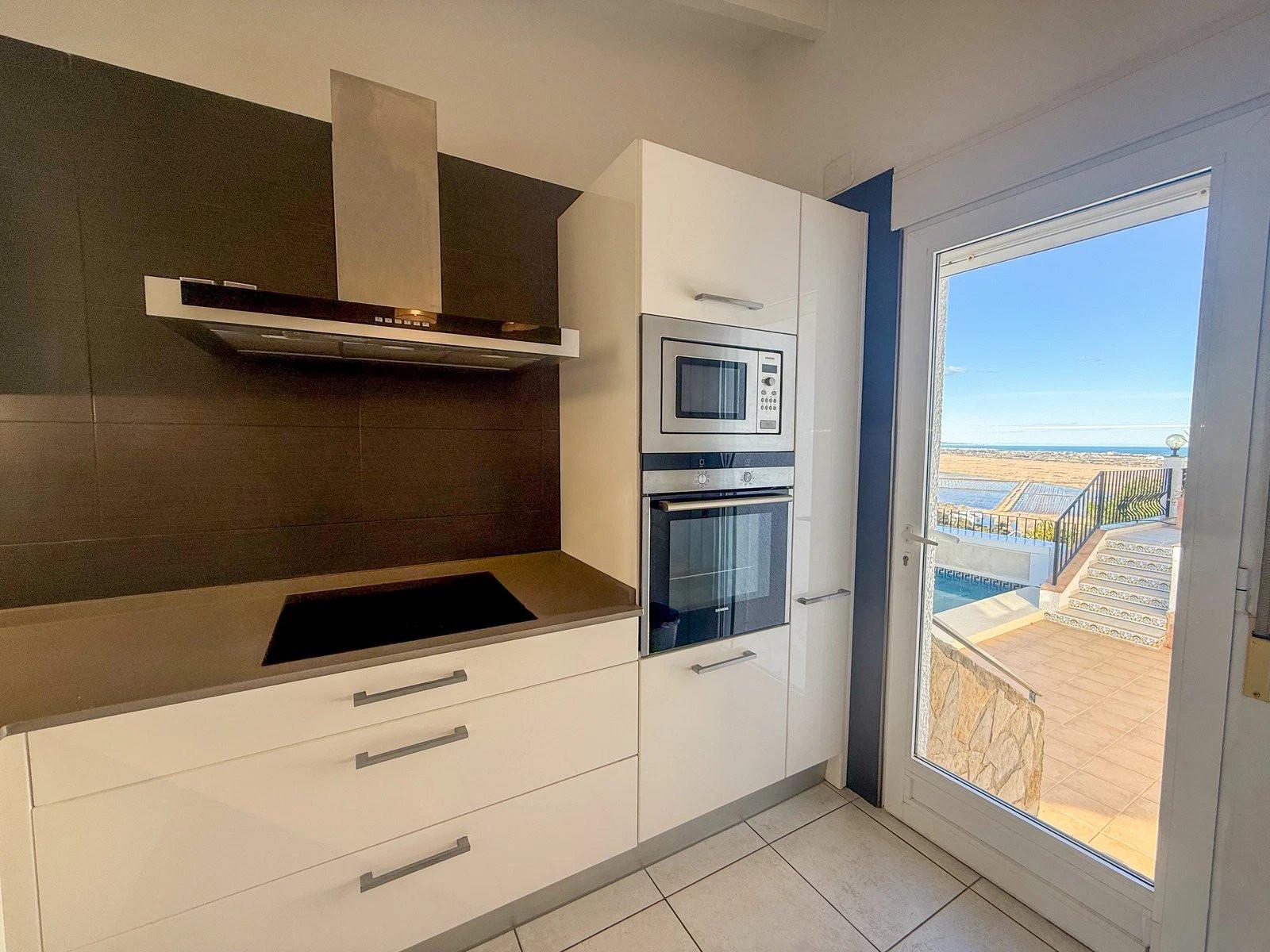 Villa en Venta en Pego